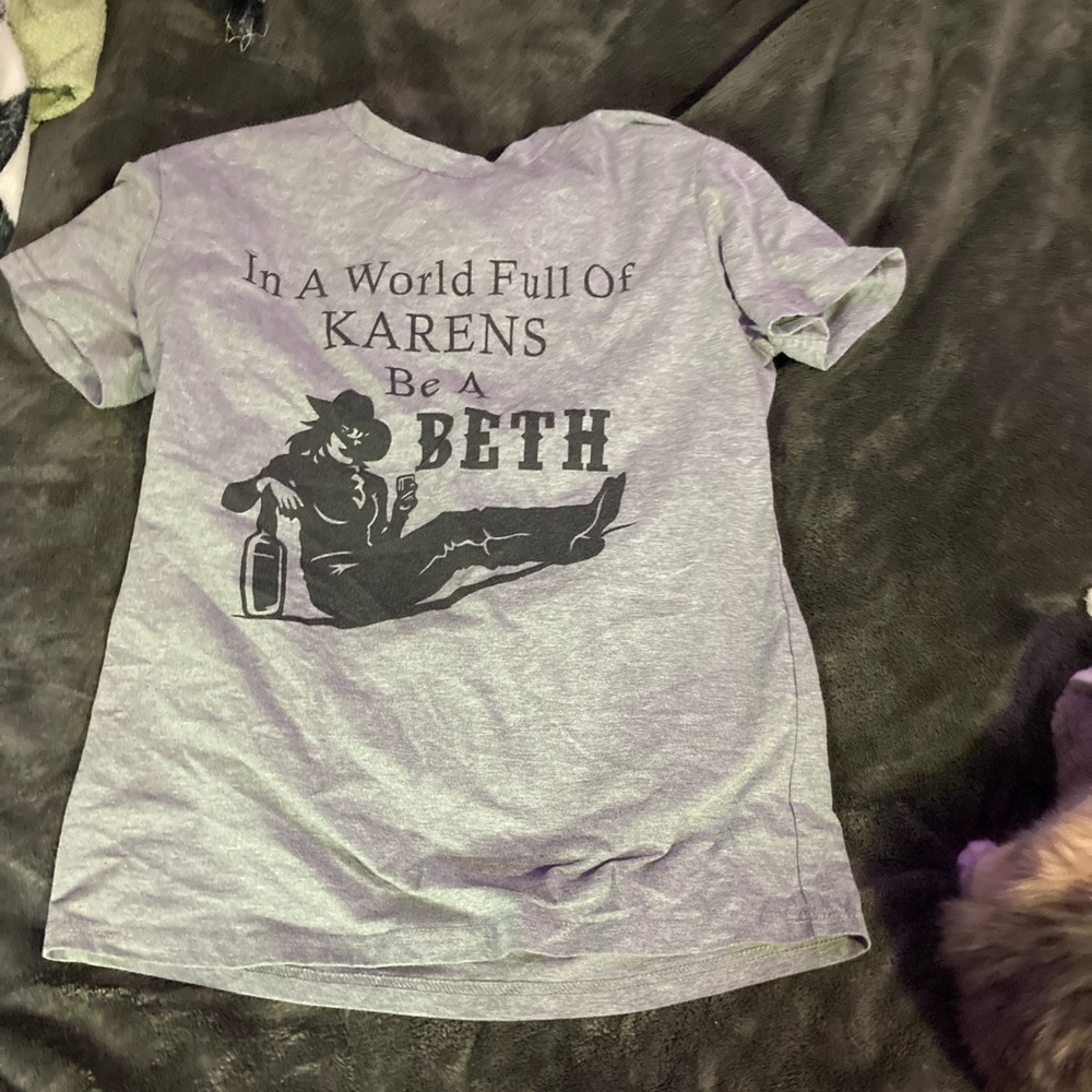 Graphic t shirt